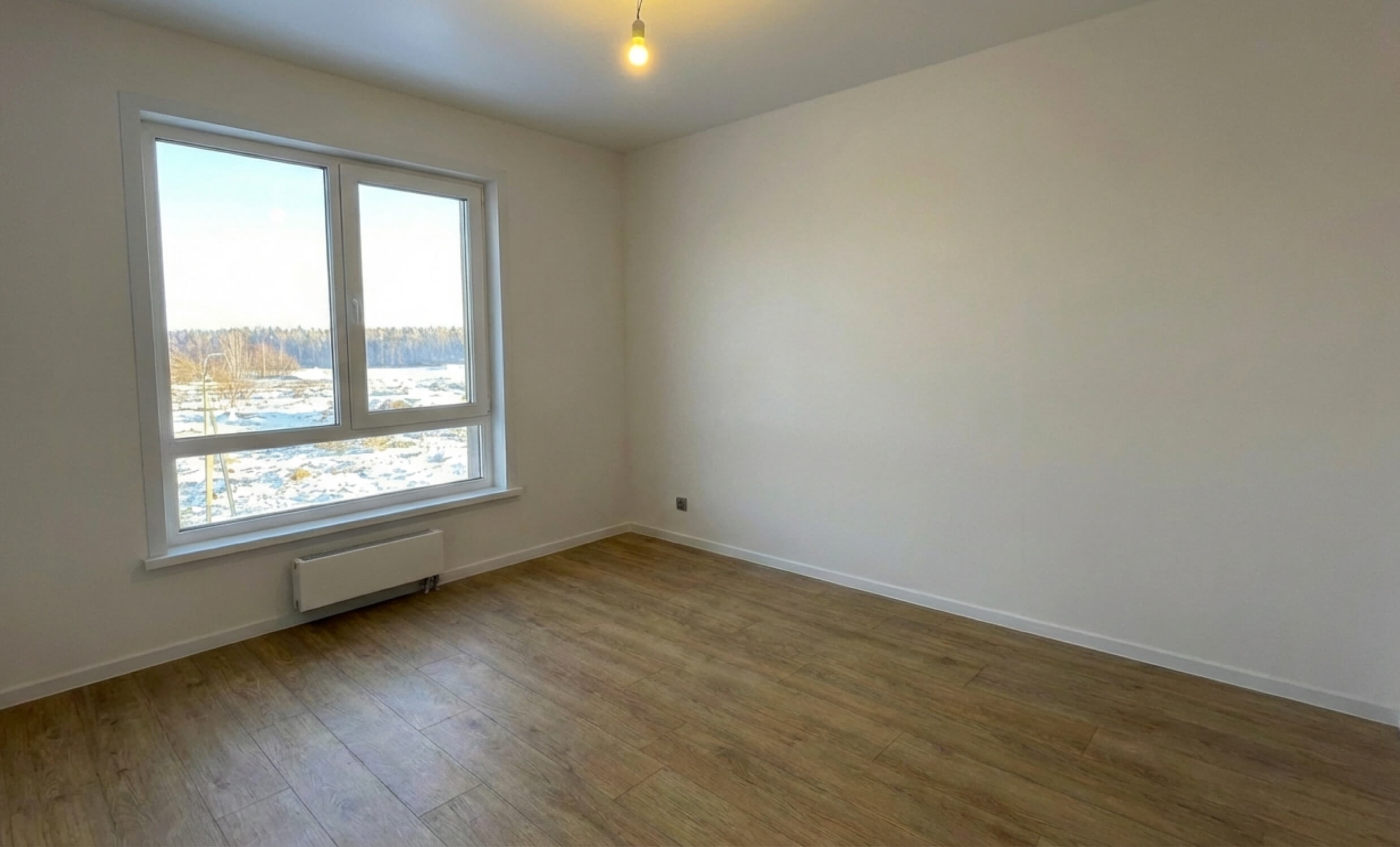 Исходное фото пустой комнаты до визуализации интерьера