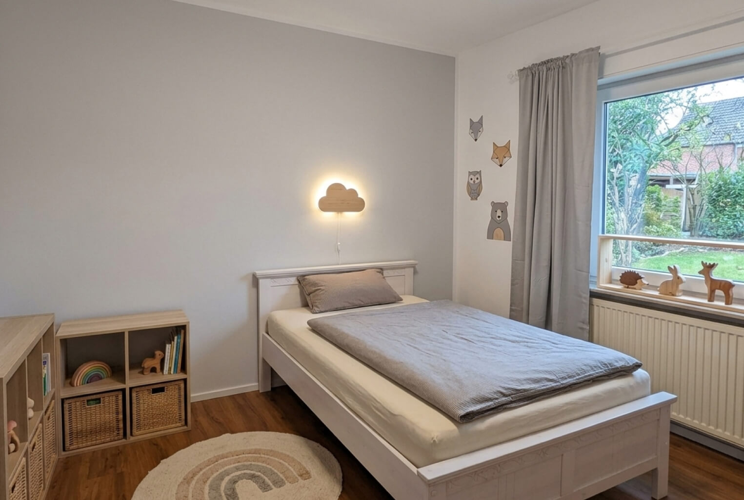 Улучшенное фото интерьера для посуточной аренды